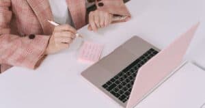 preguntas antes de contratar diseñador web para pequeño negocio