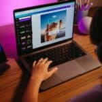 volantes con IA dañando la marca de una pequeña empresa
