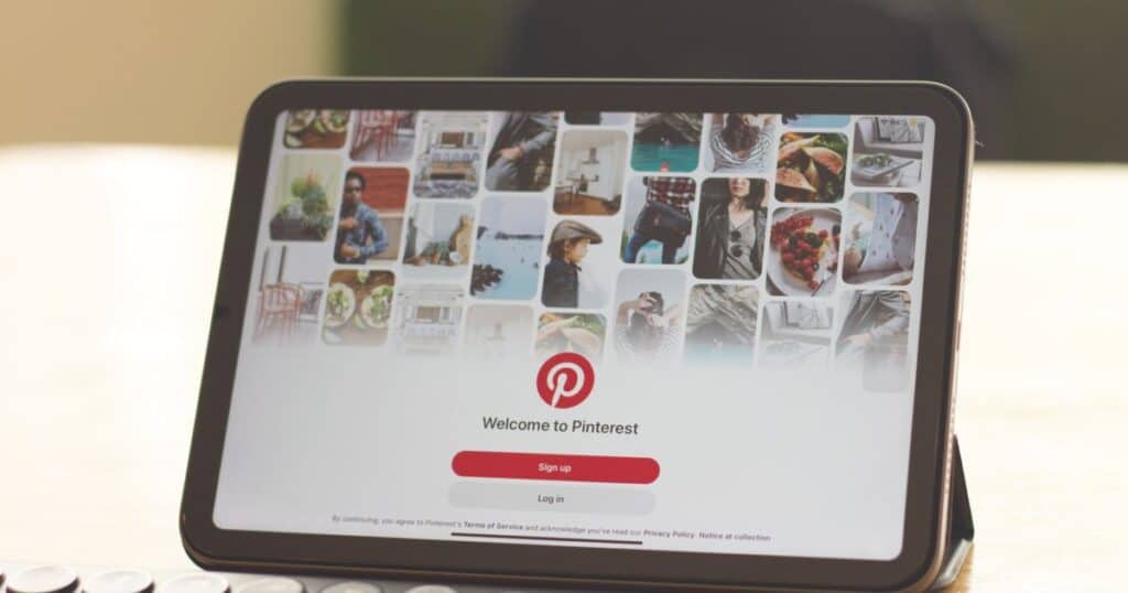 Pinterest SEO strategy free traffic growth 2026